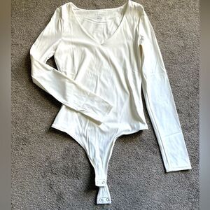 Z Supply White V Neck Long Sleeve Bodysuit - XS
